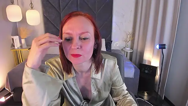 NikaGentle online show from 04/05/26, 06:32