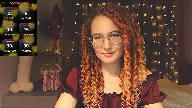 Snapshot of AgnesGraham chatting on 12/14/24, 10:28 AgnesGraham online show from 12/14/24, 10:28