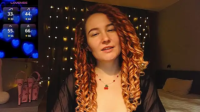 Snapshot of AgnesGraham chatting on 12/19/24, 06:34 AgnesGraham online show from 12/19/24, 06:34