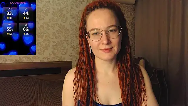 Snapshot of AgnesGraham chatting on 02/19/25, 08:41 AgnesGraham online show from 02/19/25, 08:41