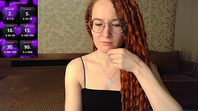 Snapshot of AgnesGraham chatting on 03/16/25, 06:23 AgnesGraham online show from 03/16/25, 06:23