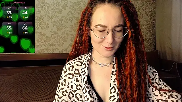 Snapshot of AgnesGraham chatting on 03/21/25, 03:02 AgnesGraham online show from 03/21/25, 03:02