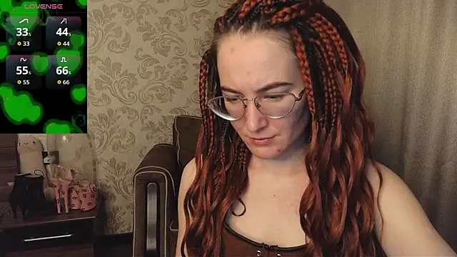 Snapshot of AgnesGraham chatting on 09/24/25, 10:46 AgnesGraham online show from 09/24/25, 10:46