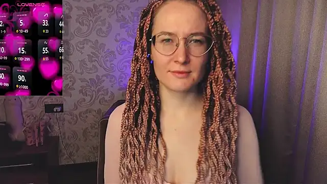 Snapshot of AgnesGraham chatting on 12/13/25, 09:53 AgnesGraham online show from 12/13/25, 09:53