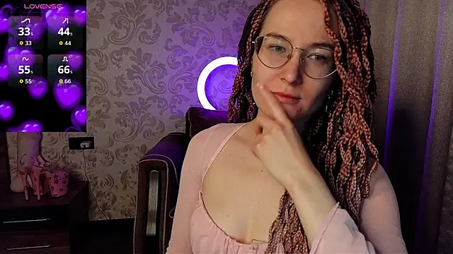 AgnesGraham online show from 12/22/25, 10:07