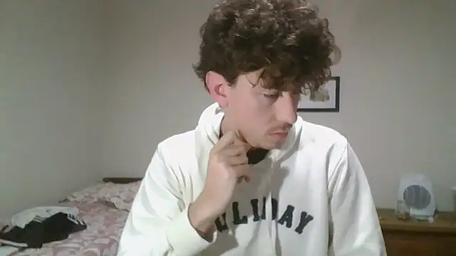 Snapshot of saint_not chatting on 10/29/25, 11:17 saint not online show from 10/29/25, 11:17