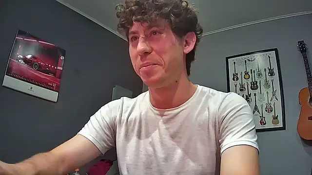 Snapshot of saint_not chatting on 11/03/25, 01:40 saint not online show from 11/03/25, 01:40