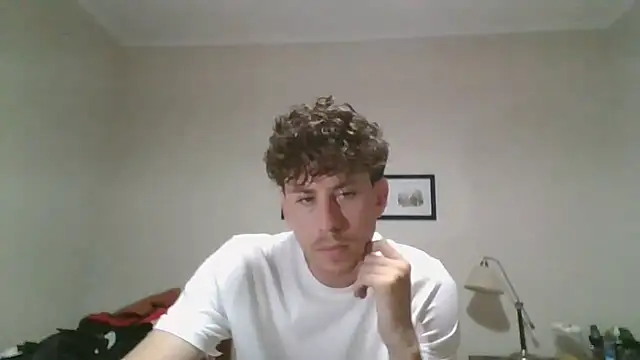 Snapshot of saint_not chatting on 11/27/25, 02:46 saint not online show from 11/27/25, 02:46