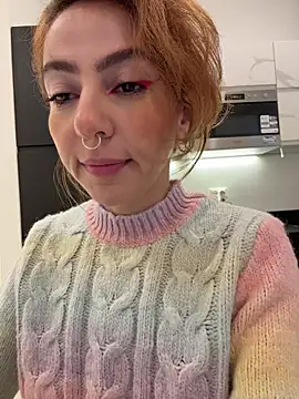 Evangelyne 1 online show from 11/25/25, 03:01