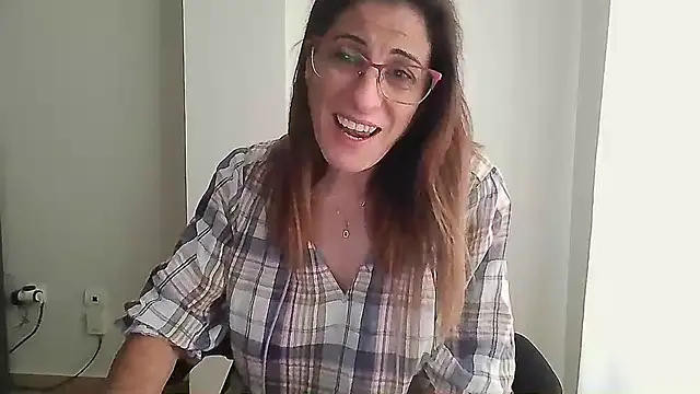 Sanada hot online show from 10/27/25, 09:02