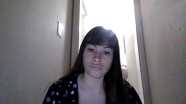 Snapshot of petitedoll29 chatting on 11/08/25, 10:41 petitedoll29 online show from 11/08/25, 10:41