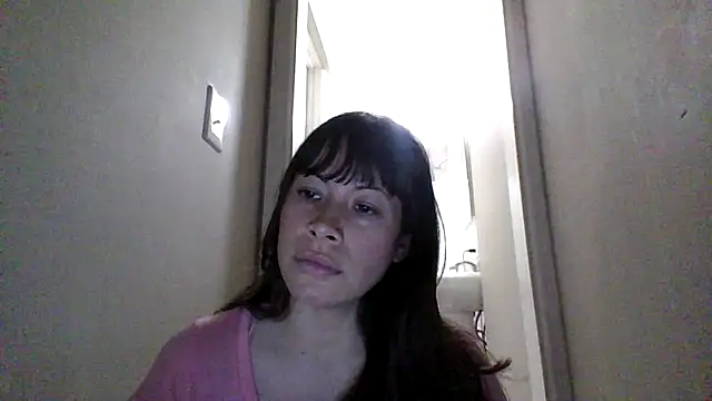 Snapshot of petitedoll29 chatting on 11/10/25, 08:52 petitedoll29 online show from 11/10/25, 08:52