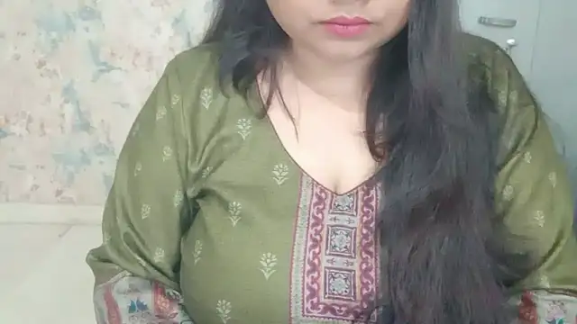 yoursnishaa online show from 02/15/26, 06:43