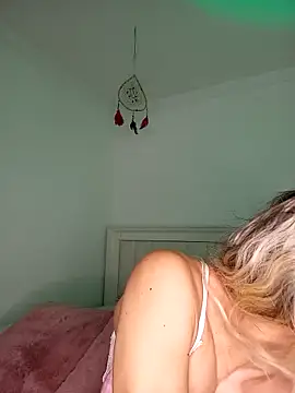 ASHLEY BLAIR online show from 10/31/25, 12:06