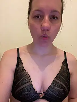 Nicole-Ray online show from 04/09/26, 06:35