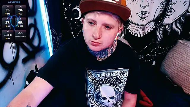 Marieblueeyes online show from 05/16/26, 07:01