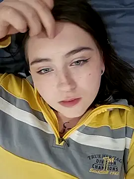 Yammy Yumi online show from 11/09/25, 08:51