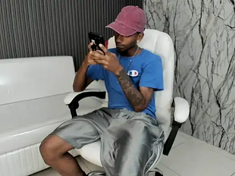 ManSant online show from 11/19/25, 04:18