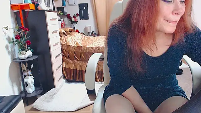 CrazyMomy online show from 09/27/25, 07:57