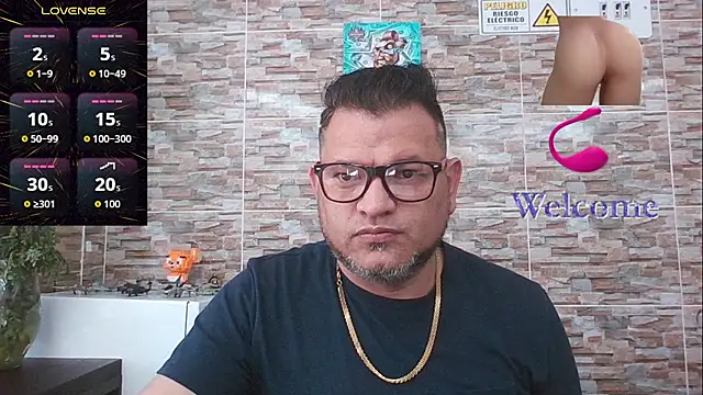 Snapshot of SexDiffrent chatting on 11/01/25, 08:00 SexDiffrent online show from 11/01/25, 08:00