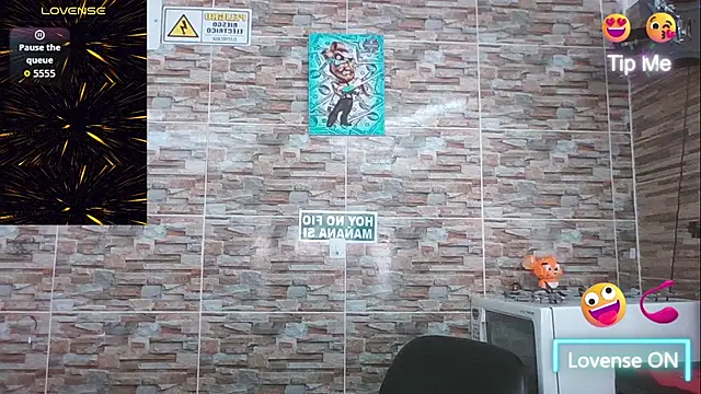 Snapshot of SexDiffrent chatting on 11/08/25, 03:34 SexDiffrent online show from 11/08/25, 03:34