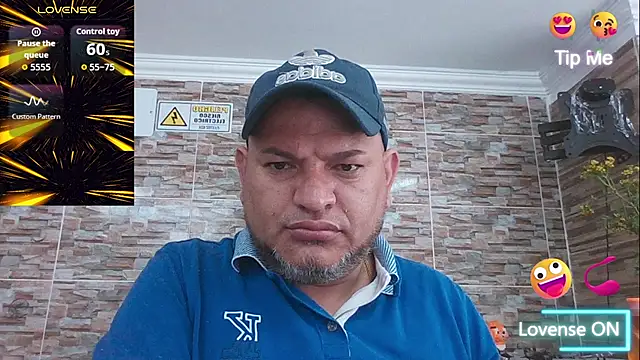 Snapshot of SexDiffrent chatting on 11/13/25, 04:28 SexDiffrent online show from 11/13/25, 04:28