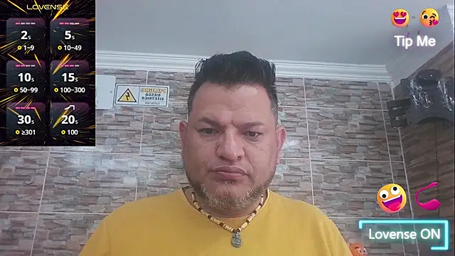 Snapshot of SexDiffrent chatting on 11/16/25, 03:50 SexDiffrent online show from 11/16/25, 03:50