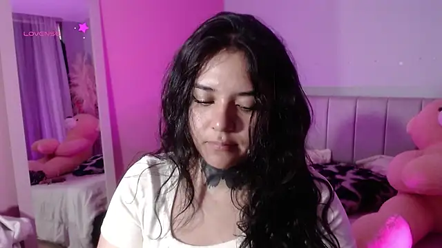 Snapshot of kim_blake chatting on 01/02/25, 07:51 kim blake online show from 01/02/25, 07:51