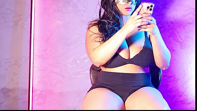 Morenahotcam online show from 02/11/26, 10:26