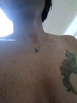 Snapshot of KinkyKit_May chatting on 12/23/24, 01:35 KinkyKit May online show from 12/23/24, 01:35