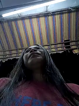 Snapshot of KinkyKit_May chatting on 02/05/25, 04:58 KinkyKit May online show from 02/05/25, 04:58