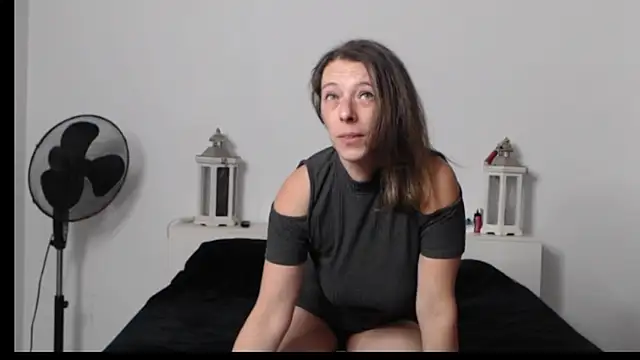 Snapshot of Oriane_Jackson chatting on 11/13/25, 05:34 Oriane Jackson online show from 11/13/25, 05:34