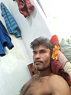 Snapshot of GuyAloneLk chatting on 11/05/25, 07:08 GuyAloneLk online show from 11/05/25, 07:08