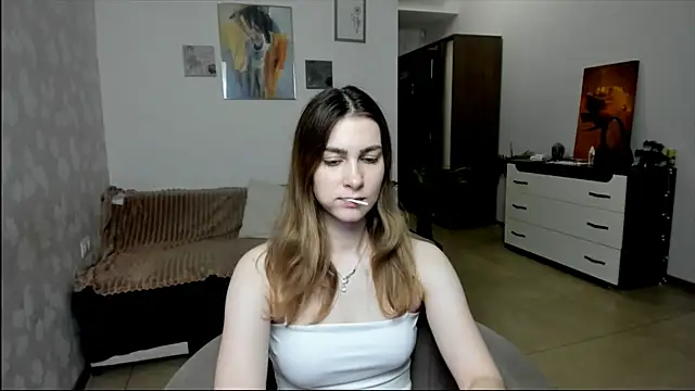 Snapshot of KaraWill chatting on 11/26/25, 08:21 KaraWill online show from 11/26/25, 08:21