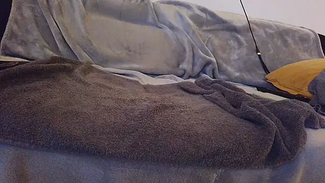 Snapshot of gege_cool chatting on 10/22/25, 05:08 gege cool online show from 10/22/25, 05:08