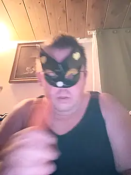 Snapshot of Borisache chatting on 10/19/25, 05:35 Borisache online show from 10/19/25, 05:35