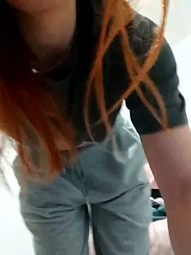 clara-francaise online show from 01/12/26, 04:34