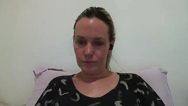 Annylove1 online show from 02/16/25, 11:59