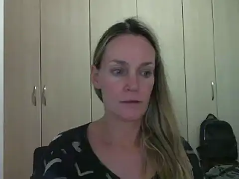 Annylove1 online show from 02/25/25, 10:50