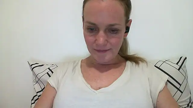 Annylove1 online show from 03/20/25, 11:34