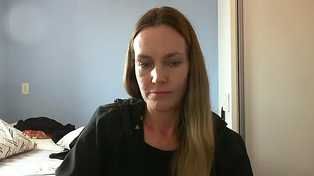 Annylove1 online show from 10/01/25, 03:40