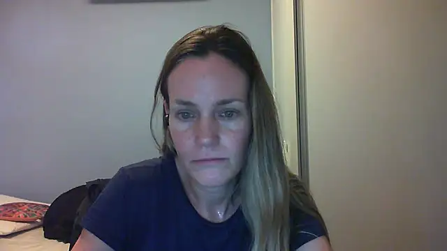 Annylove1 online show from 10/06/25, 01:03