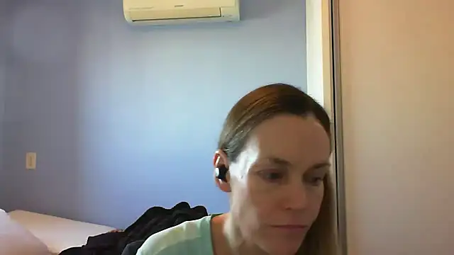 Annylove1 online show from 10/17/25, 10:40