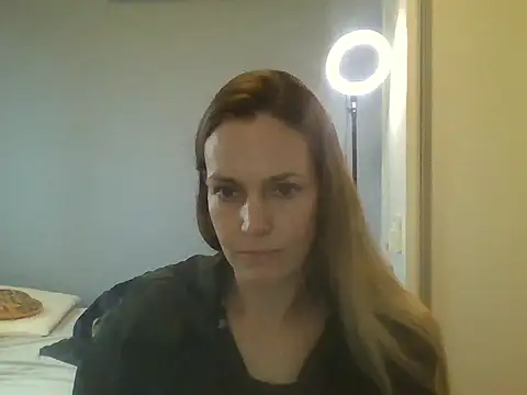 Annylove1 online show from 10/30/25, 10:49