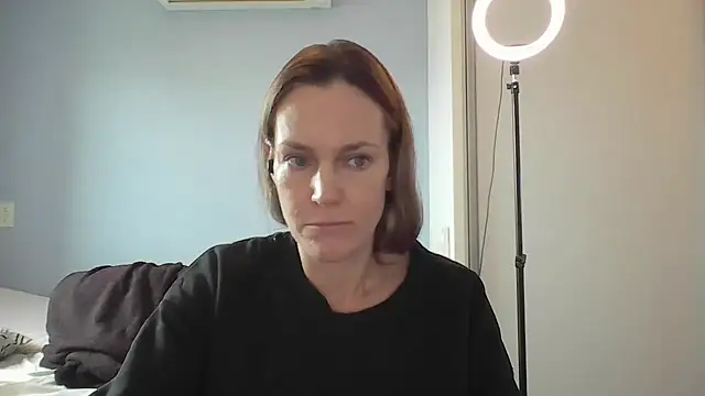 Annylove1 online show from 11/25/25, 10:48