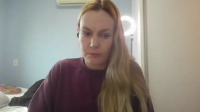 Snapshot of Annylove1 chatting on 07/09/26, 10:52 Annylove1 online show from 07/09/26, 10:52
