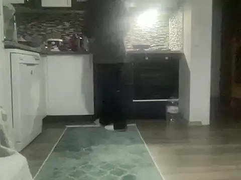 Snapshot of ALPHANDRE chatting on 03/08/25, 06:47 ALPHANDRE online show from 03/08/25, 06:47