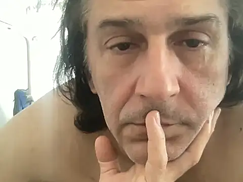 Snapshot of ALPHANDRE chatting on 03/16/25, 09:38 ALPHANDRE online show from 03/16/25, 09:38