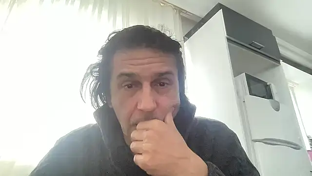 Snapshot of ALPHANDRE chatting on 03/20/25, 08:53 ALPHANDRE online show from 03/20/25, 08:53