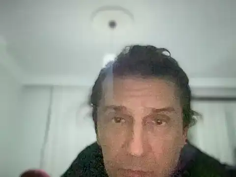 Snapshot of ALPHANDRE chatting on 10/15/25, 06:52 ALPHANDRE online show from 10/15/25, 06:52